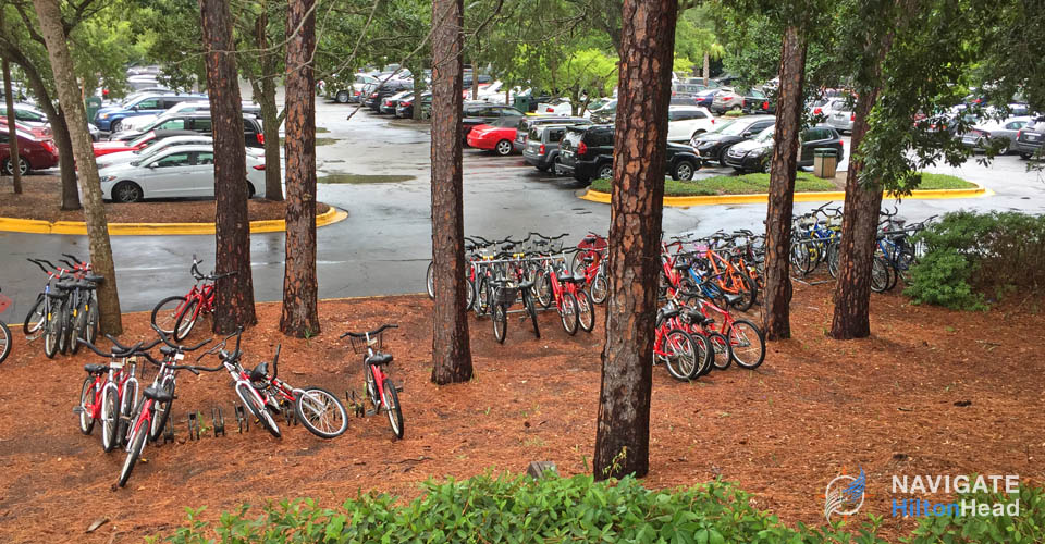 Bikes parked at the Omni Oceanfront Resort in Hilton Head 960