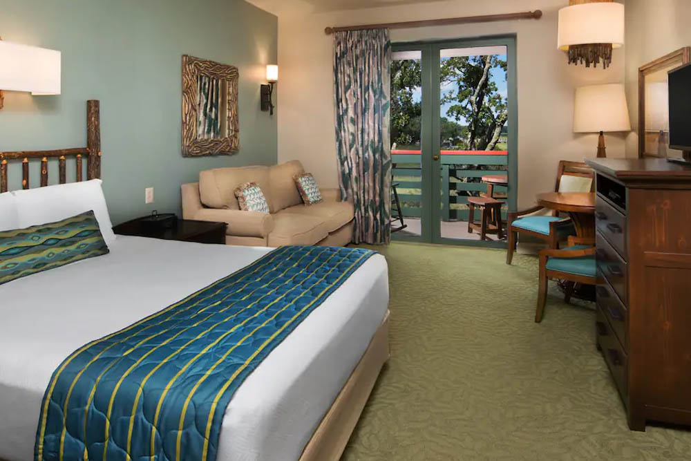 Deluxe Studio view of living space at Disney Hilton Head Resort 1000