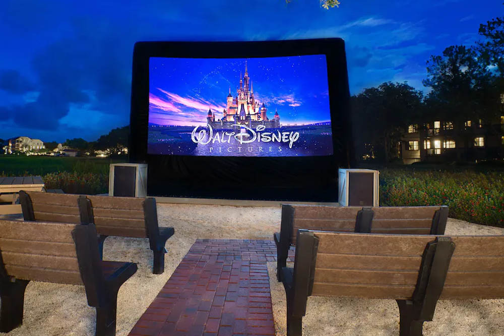 Movies under the Oaks at the Disney Hilton Head Resort 1000
