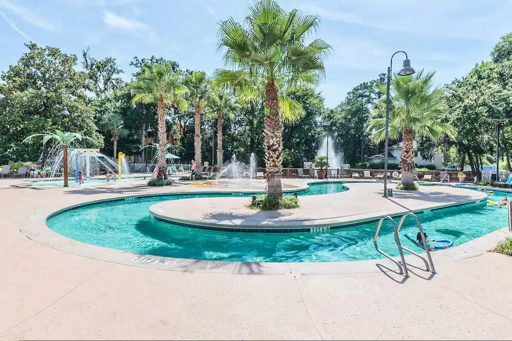 Lazy River at the Coral Sands Resort in Hilton Head 1000