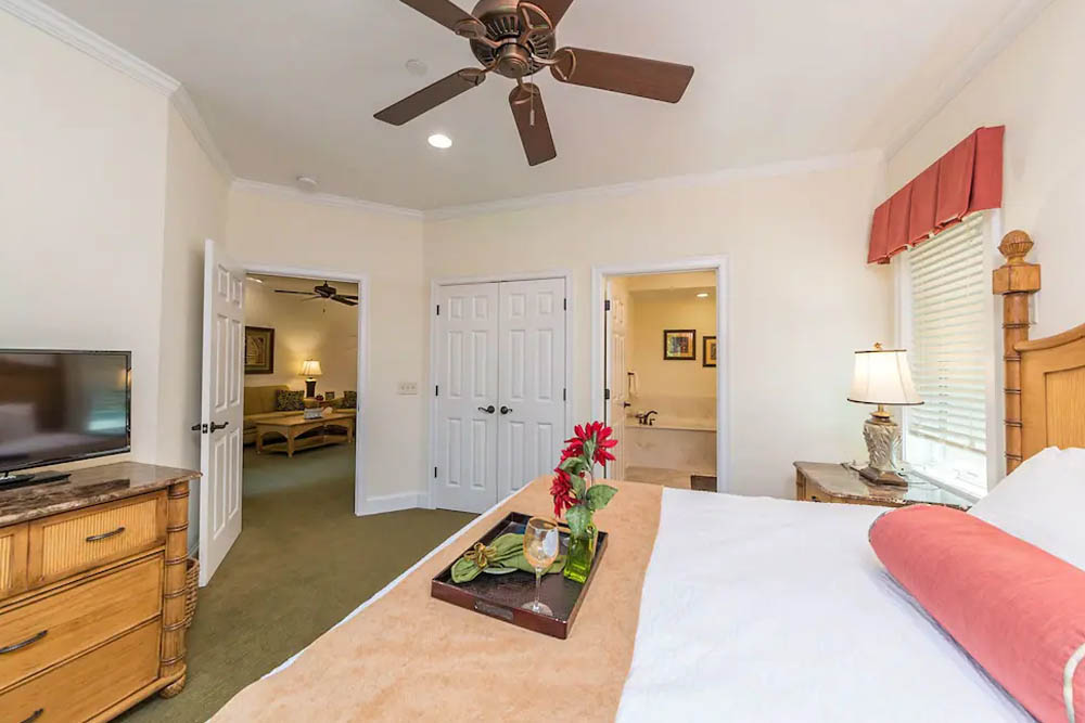 Master Bedroom at Coral Sands Resort by Palmera in Hilton Head 1000