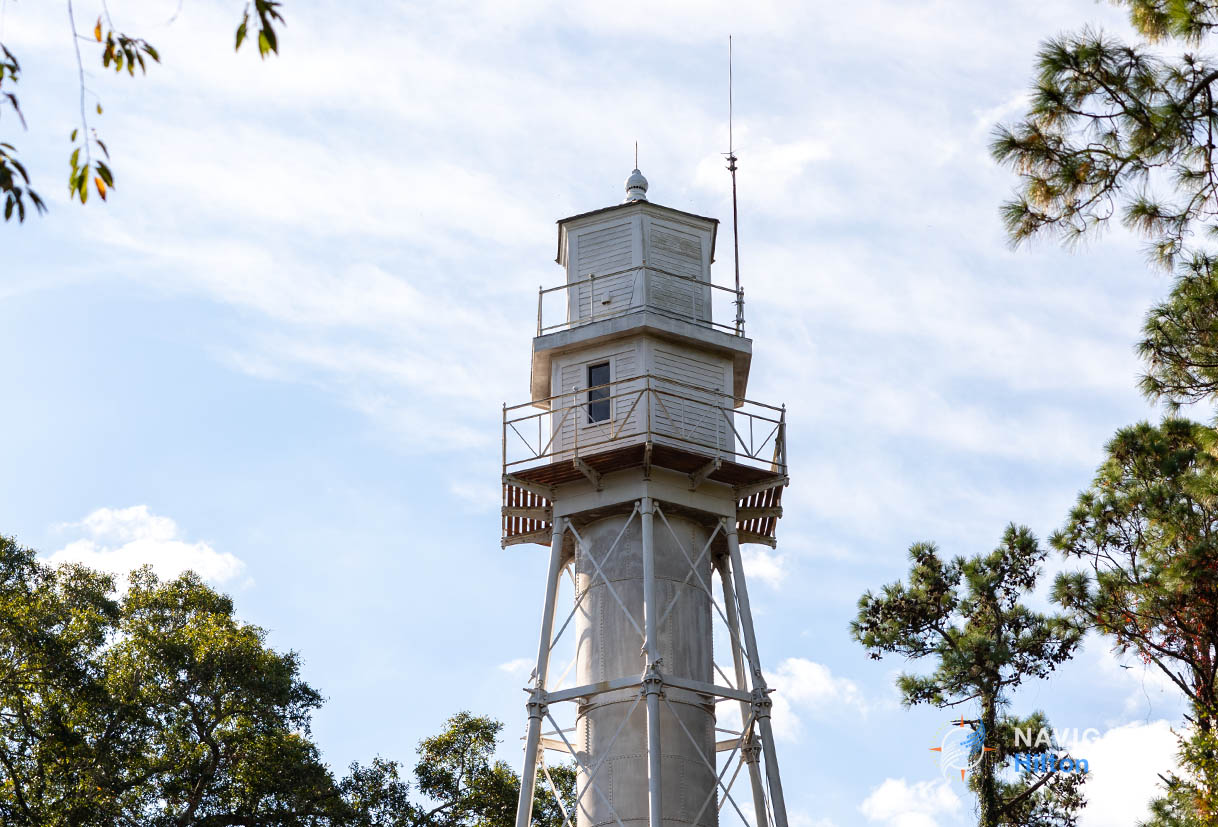 Top section of the Hilton Head Rear Range Lighthouse in Leamington 1200